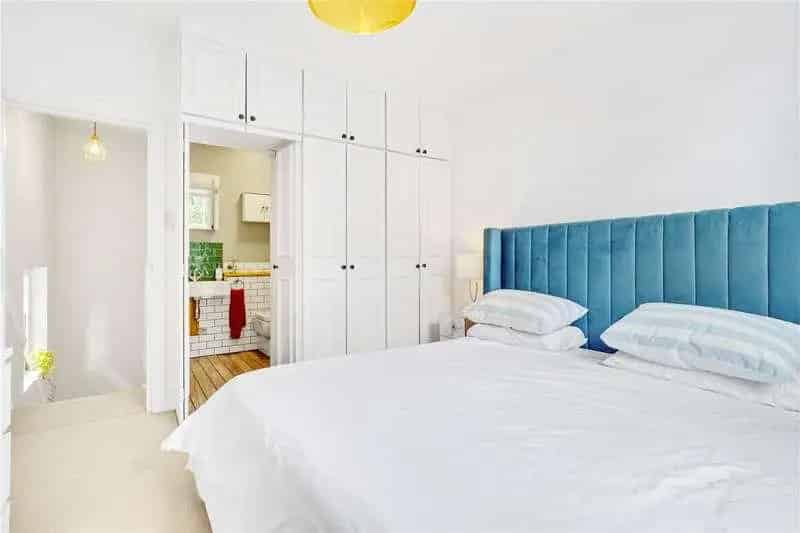 2 Bed Flat for Sale in Clapham