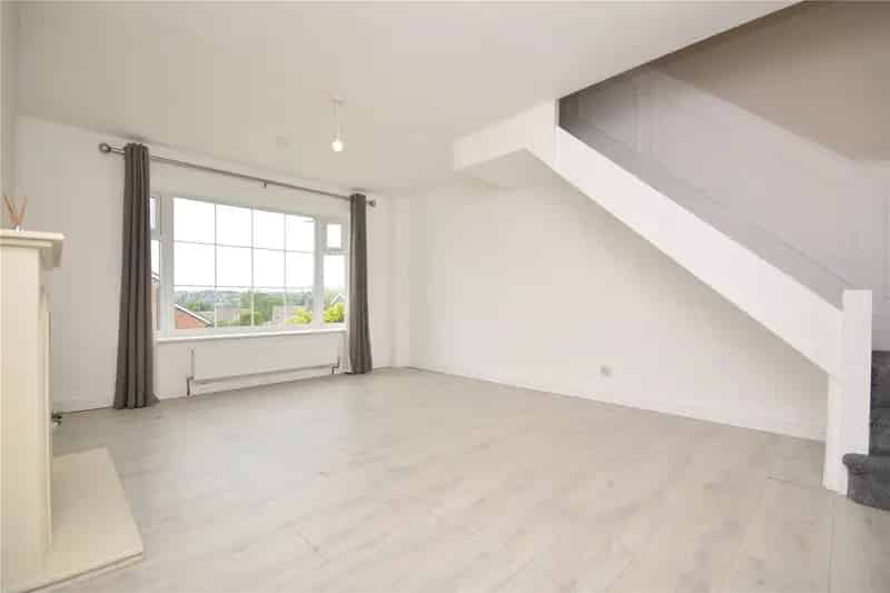 2 Bed Semi-Detached House in Rodley
