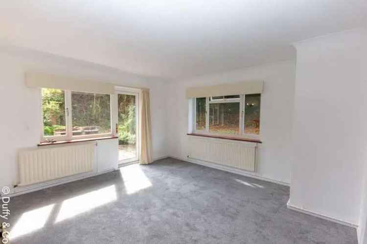 4 Bedroom House for Sale in Haywards Heath