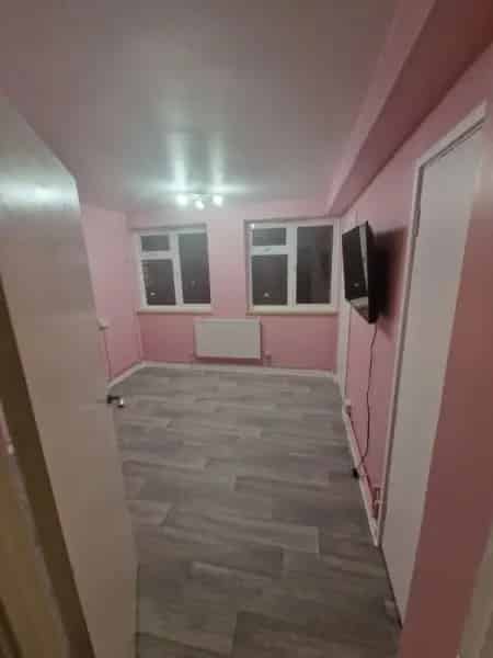 Spacious 1-Bed Flat Swap Chiswick - RTB Tenancy