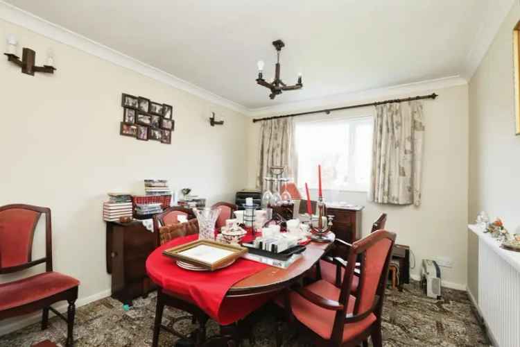Four Bedroom Semi Detached House Worksop