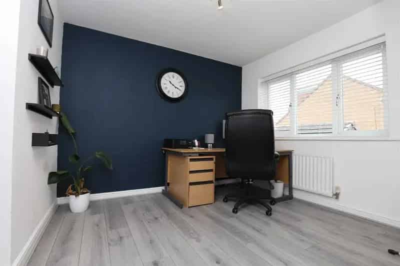 4 Bed Detached House For Sale