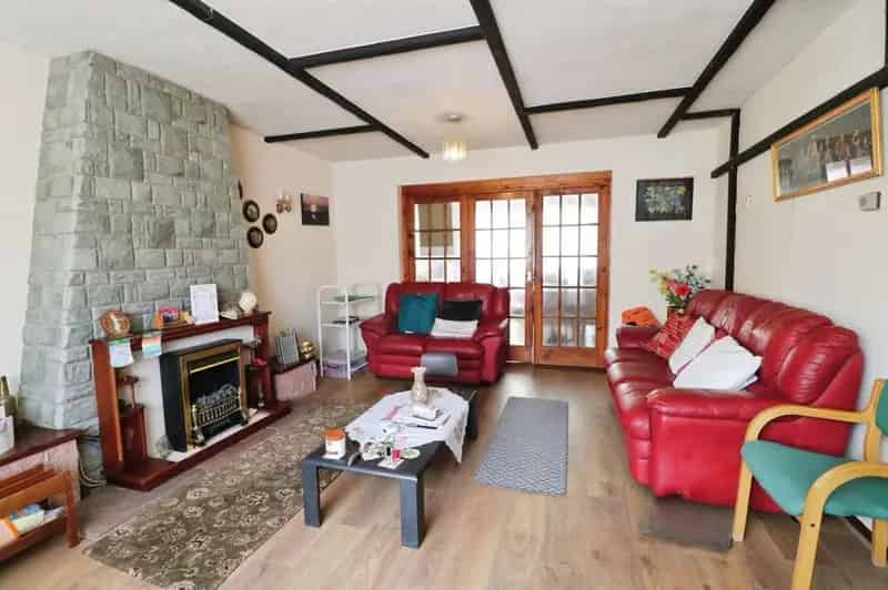3 bedroom Semi Detached House for sale, London, E4