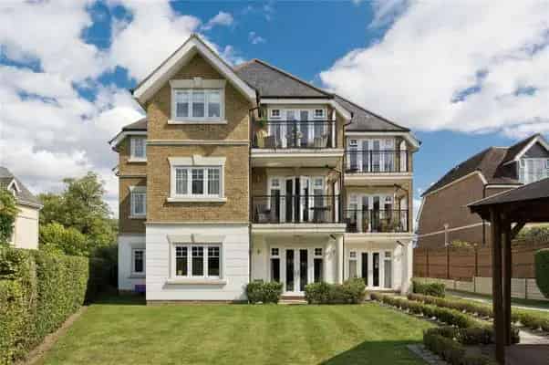 2-Bed Ground Floor Apartment in Exclusive Gated Development
