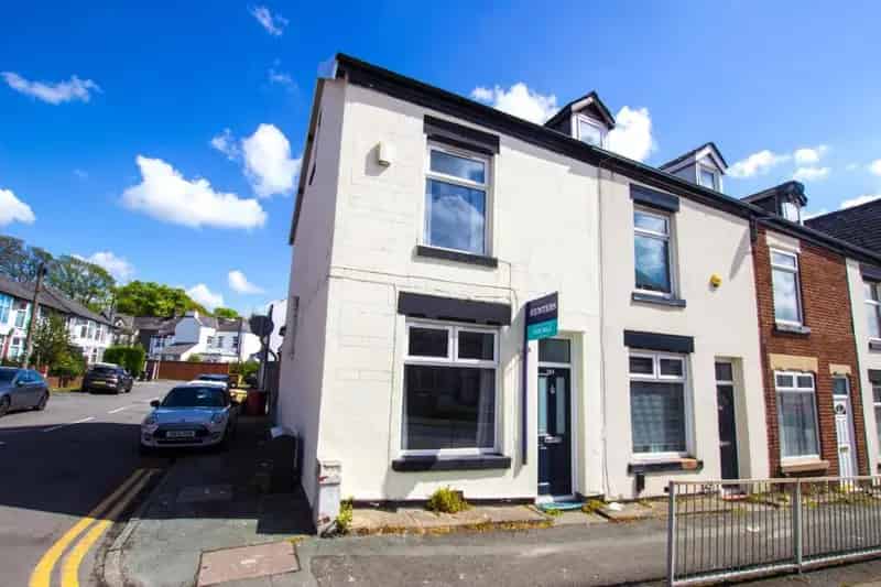 3 Bedroom Terraced House for Sale Belmont