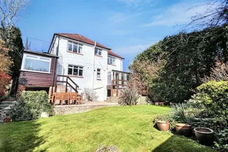 3 Bed Detached House for Sale in Highfield Southampton