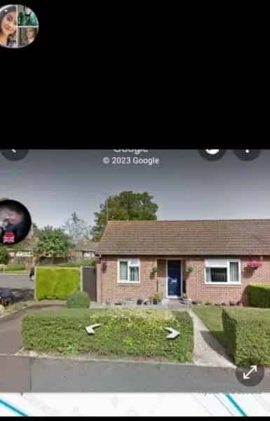 2 Bed Semi Detached Bungalow with Driveway and Garden