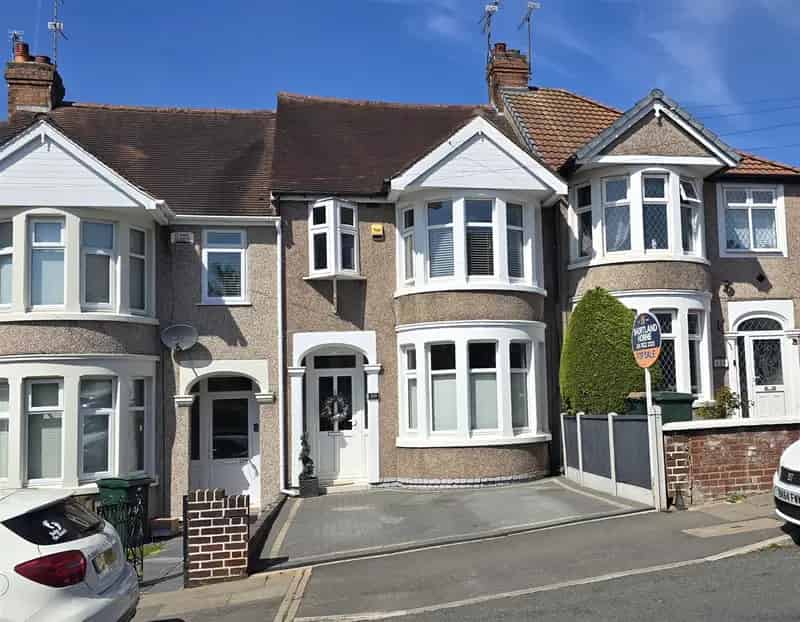 3 Bedroom Family Home for Rent in Coundon