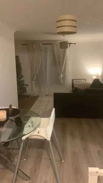 Flat For Rent in Basildon, England