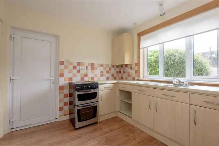 2 Bed Detached House Gullane with 3 Reception Rooms and Garage