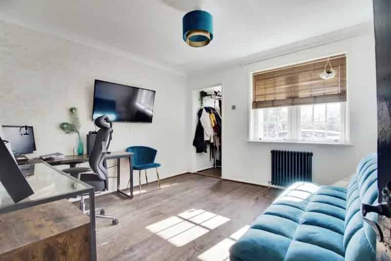 2 Double Bedroom Victorian House Near Rye House Station