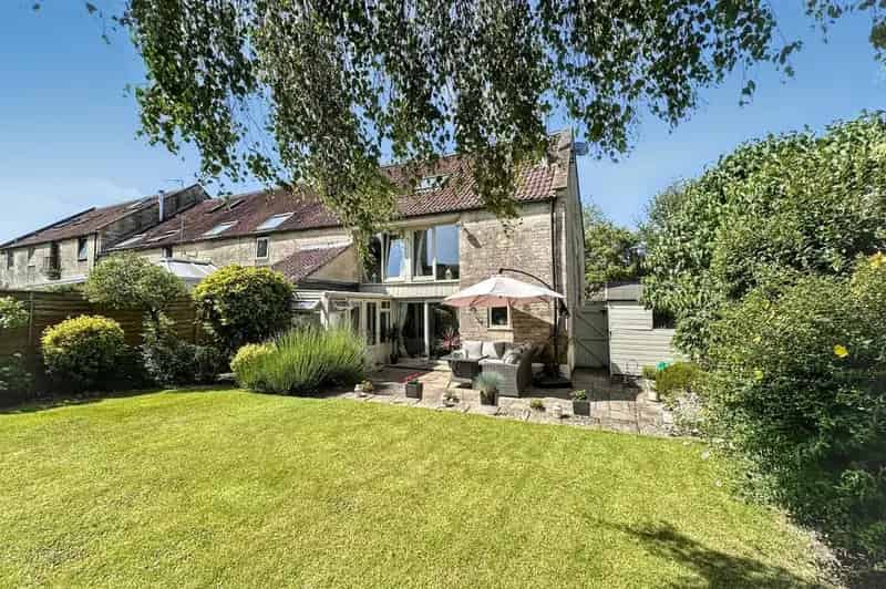4 Bedroom Barn Conversion for Sale