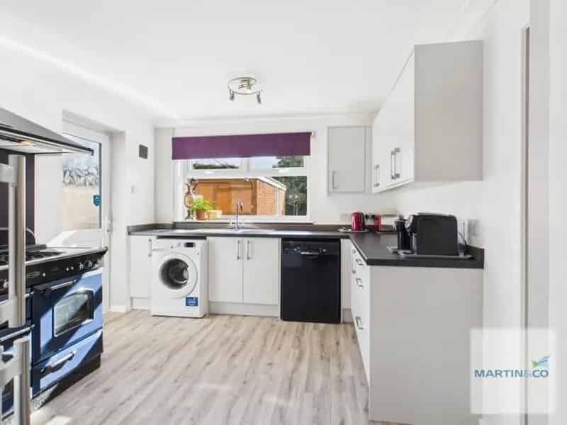 4 Bedroom Detached House For Sale Mile Oak