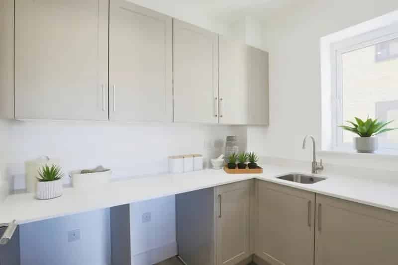 The Farmstead: 4-Bedroom Family Home with Open-Plan Kitchen