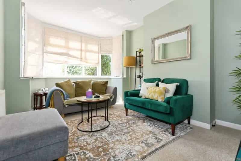 Three Bedroom Semi-Detached House in Harborne