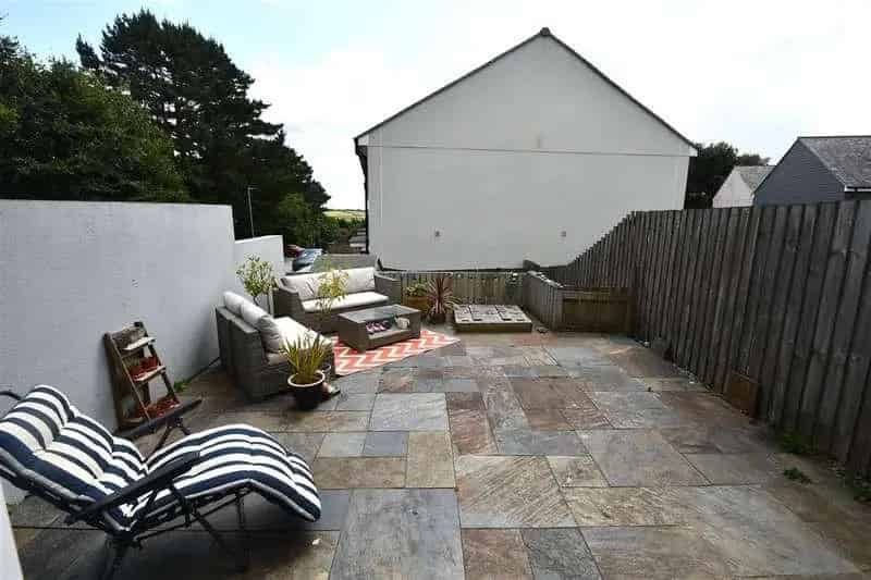 3 Bed House for Sale in Mabe, Cornwall