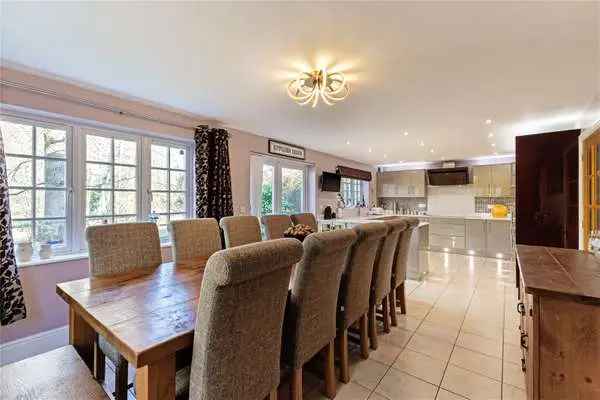 5 Bedroom Family Home with Private Garden and Woodland Views