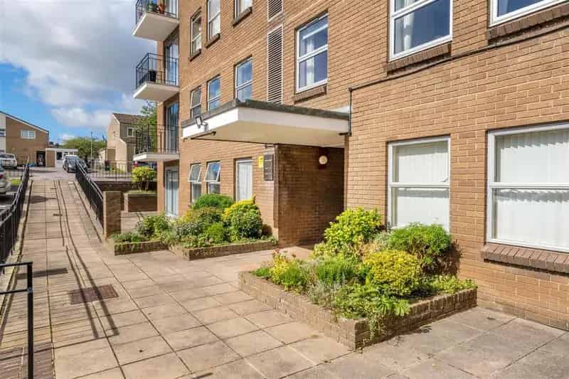 1 Bedroom Flat for Sale in Keynsham