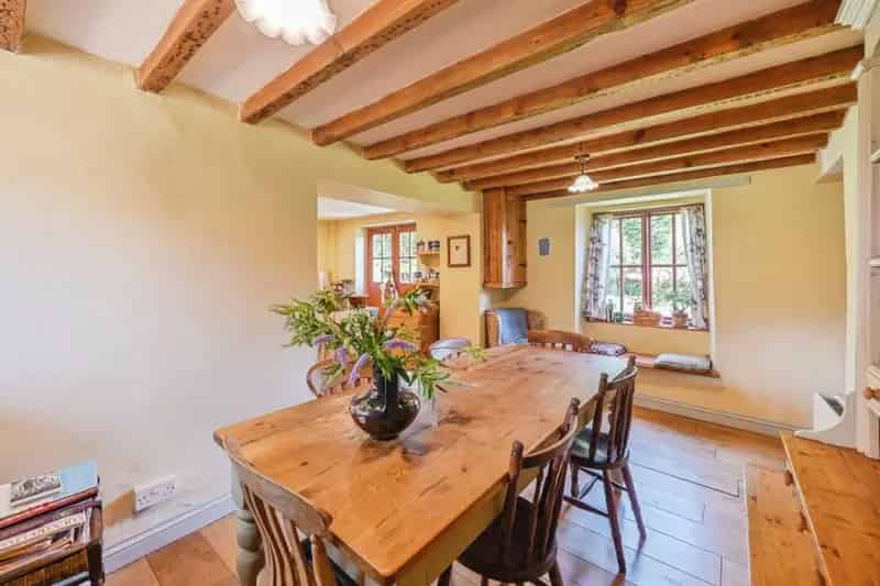 Charming 18th Century Stone Cottage in Wetton Village