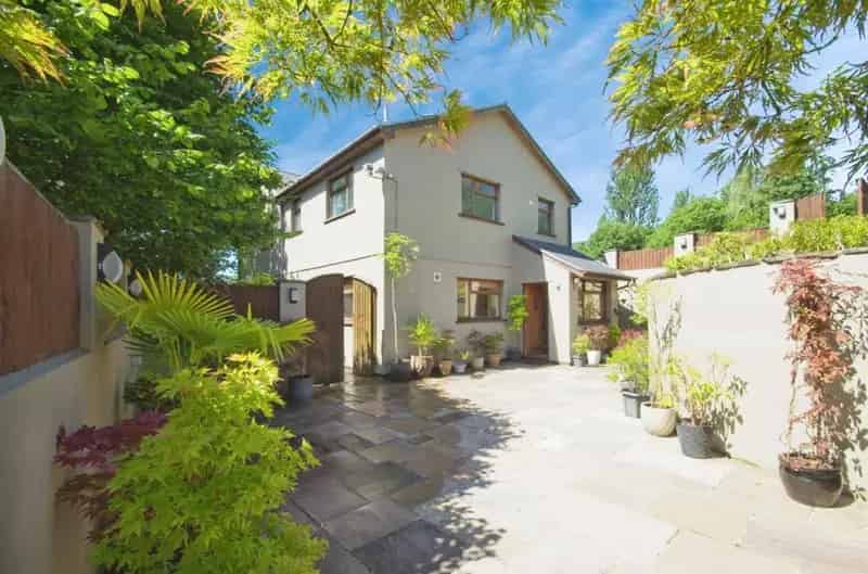 4 Bedroom Detached House with Stunning Views