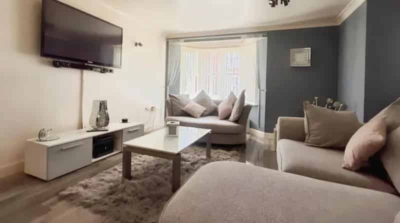 2 Bed Ashford Apartment Repton Park Ground Floor Allocated Parking