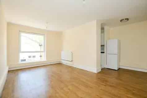 1 Bedroom Flat Angel Islington 69m² Refurbished