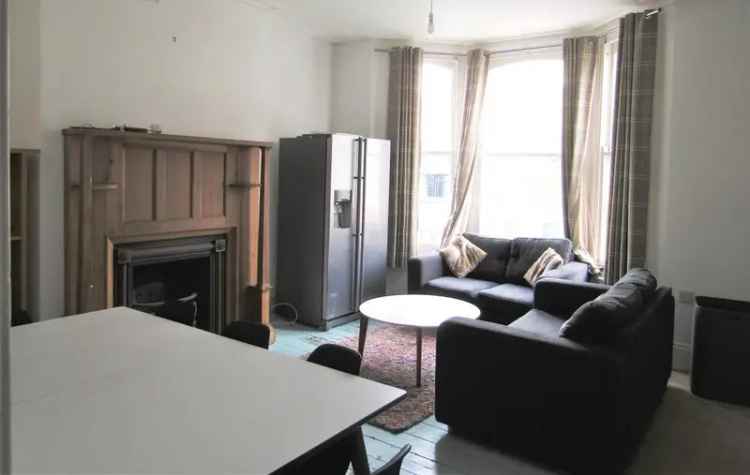 6 Bedroom Flat to Rent