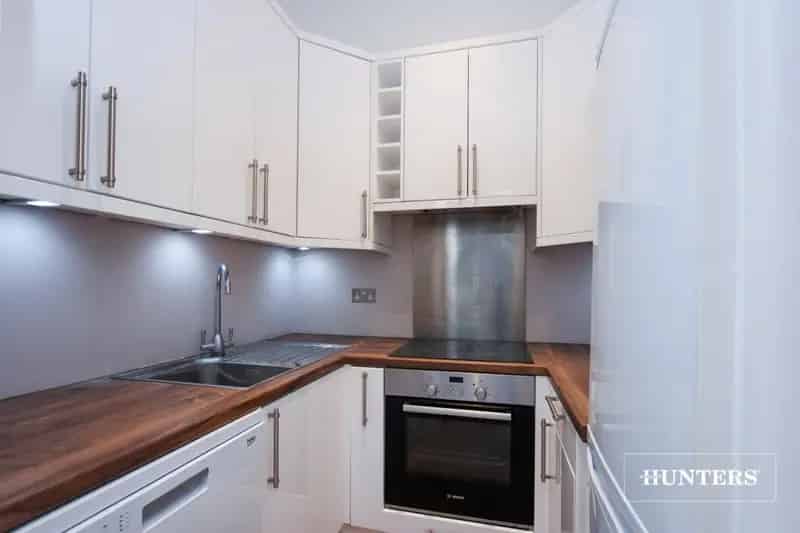 1 Bedroom Flat for Sale in South Hampstead