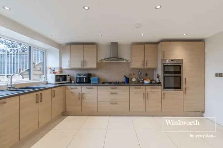 4 Bedroom Detached House Southbourne Beach