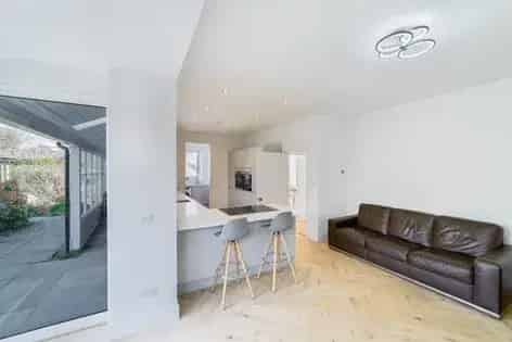 4 Bedroom Detached House in Aberdeen West End