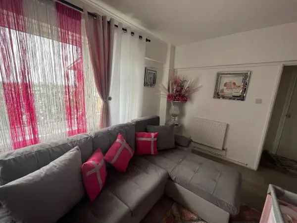 Flat For Rent in London, England