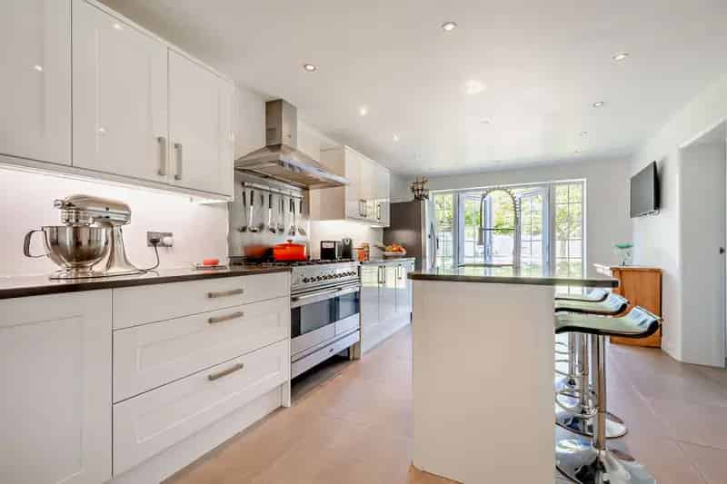 5 Bedroom Detached House For Sale Bristol