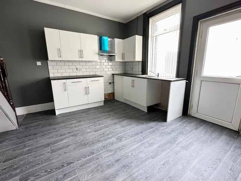 2 Bedroom Mid Terraced House For Sale No Onward Chain