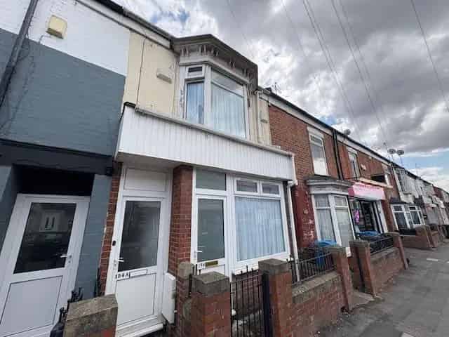 Modern 1-Bedroom Flat Newbridge Road