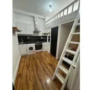1 Room Studio Flat 51m2 Notting Hill All Bills Included