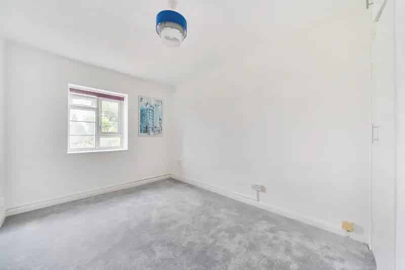 One Bedroom Apartment Peckham Rye Near Lordship Lane Chain Free
