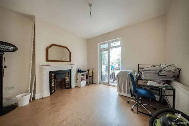 4 Bed House for Sale near Cannon Hill Park