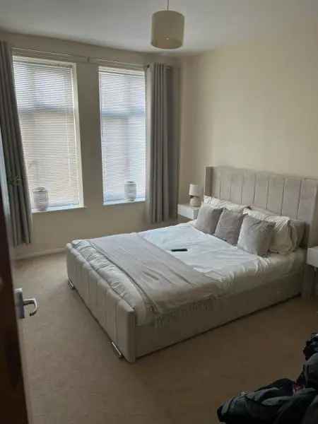 Flat For Rent in Birmingham, England