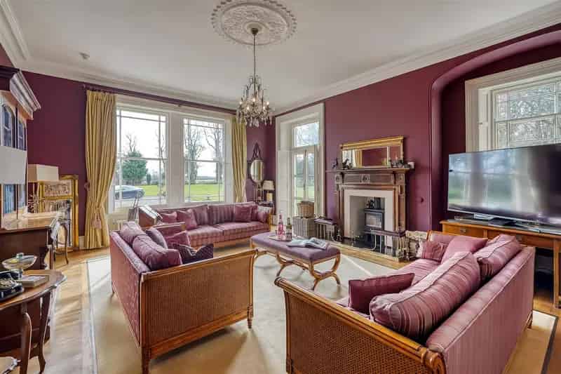 8 Bedroom Grade II Listed House with 6.4 Acres