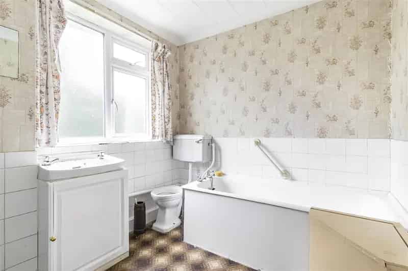 0 Bedroom Plot House to Rent