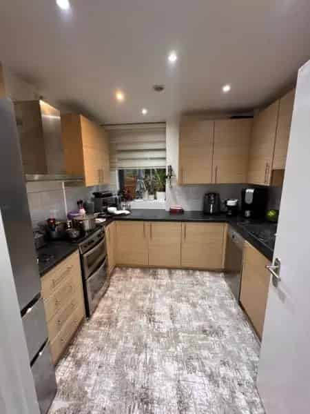 Flat For Rent , London, England