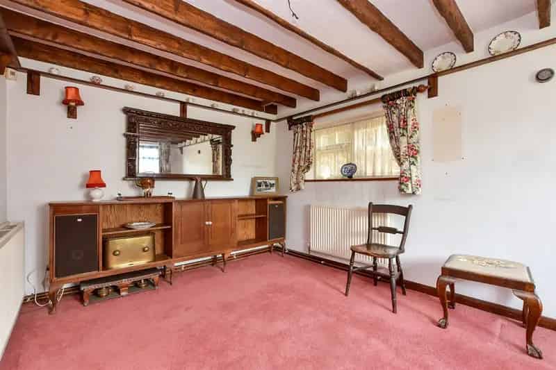 3 Bedroom Detached Flint Cottage For Sale