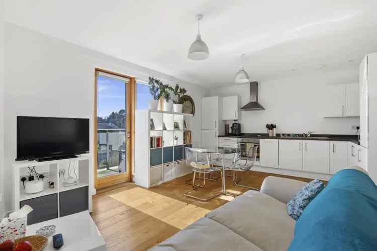 2 Bedroom Flat House to Rent Highbury Islington