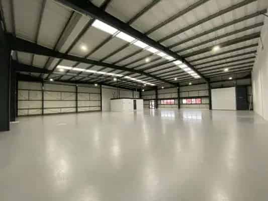 8042 sq ft Refurbished Industrial Unit to Rent Cumbernauld