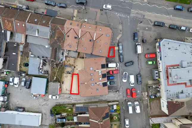 Parking/garage for sale in Lodge Causeway, Fishponds, Bristol BS16