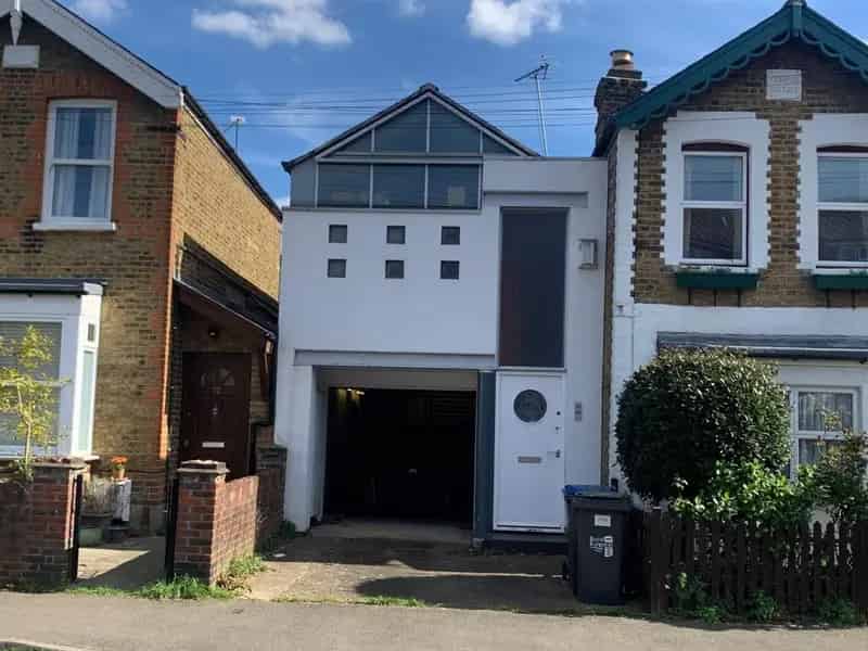 Workshop and Office Space near Kingston upon Thames Station