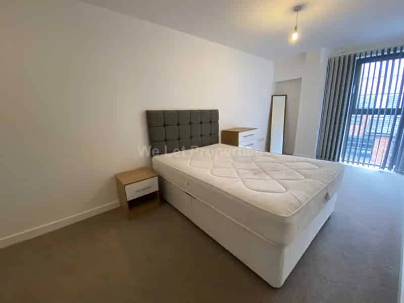 2 Bedroom Apartment Ancoats Manchester