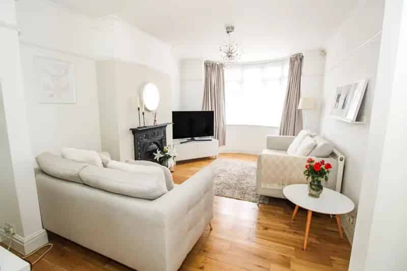 5 Bedroom Family Home For Sale