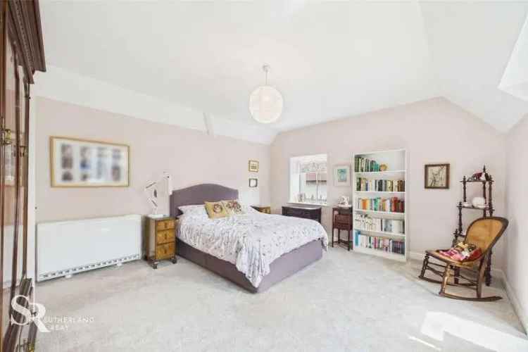 2 Bed Flat for Sale in Buxton - Elegant Apartment with Parking