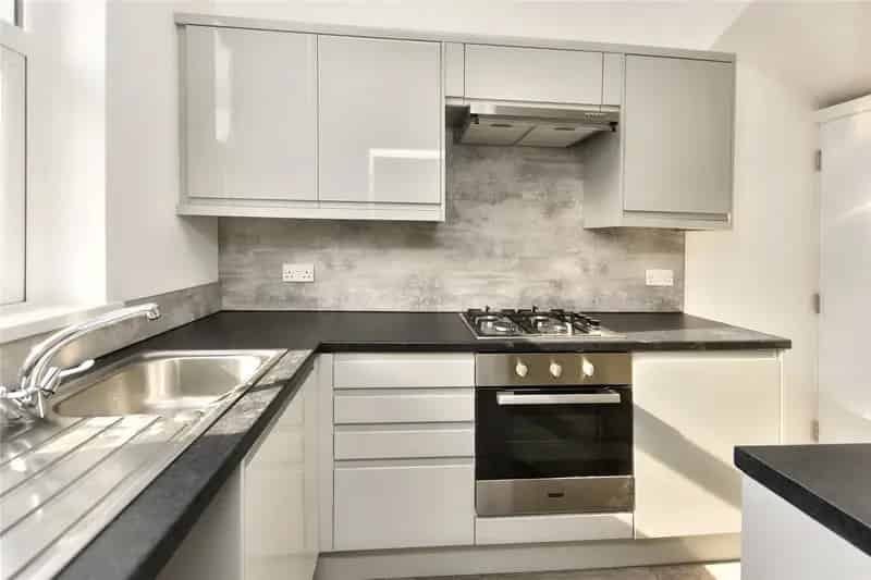 Refurbished 2-Bed House Near St James Hospital
